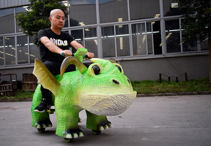 綠色小飛龍童車出廠測試